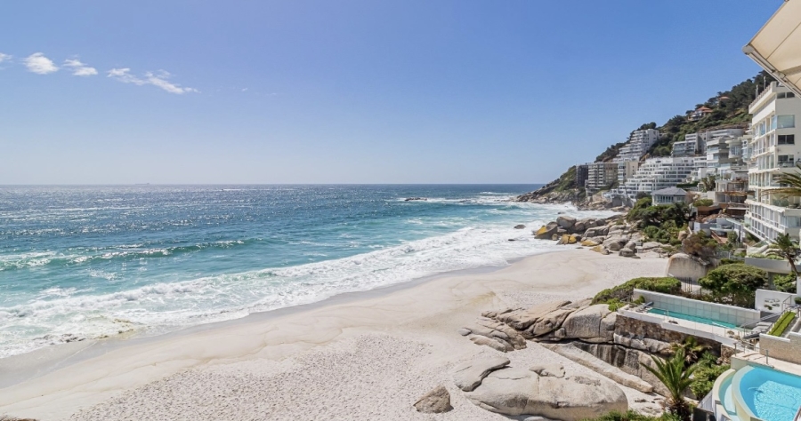 To Let 2 Bedroom Property for Rent in Clifton Western Cape
